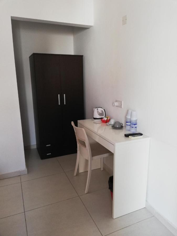 8Villa San Ġiljan Extérieur photo